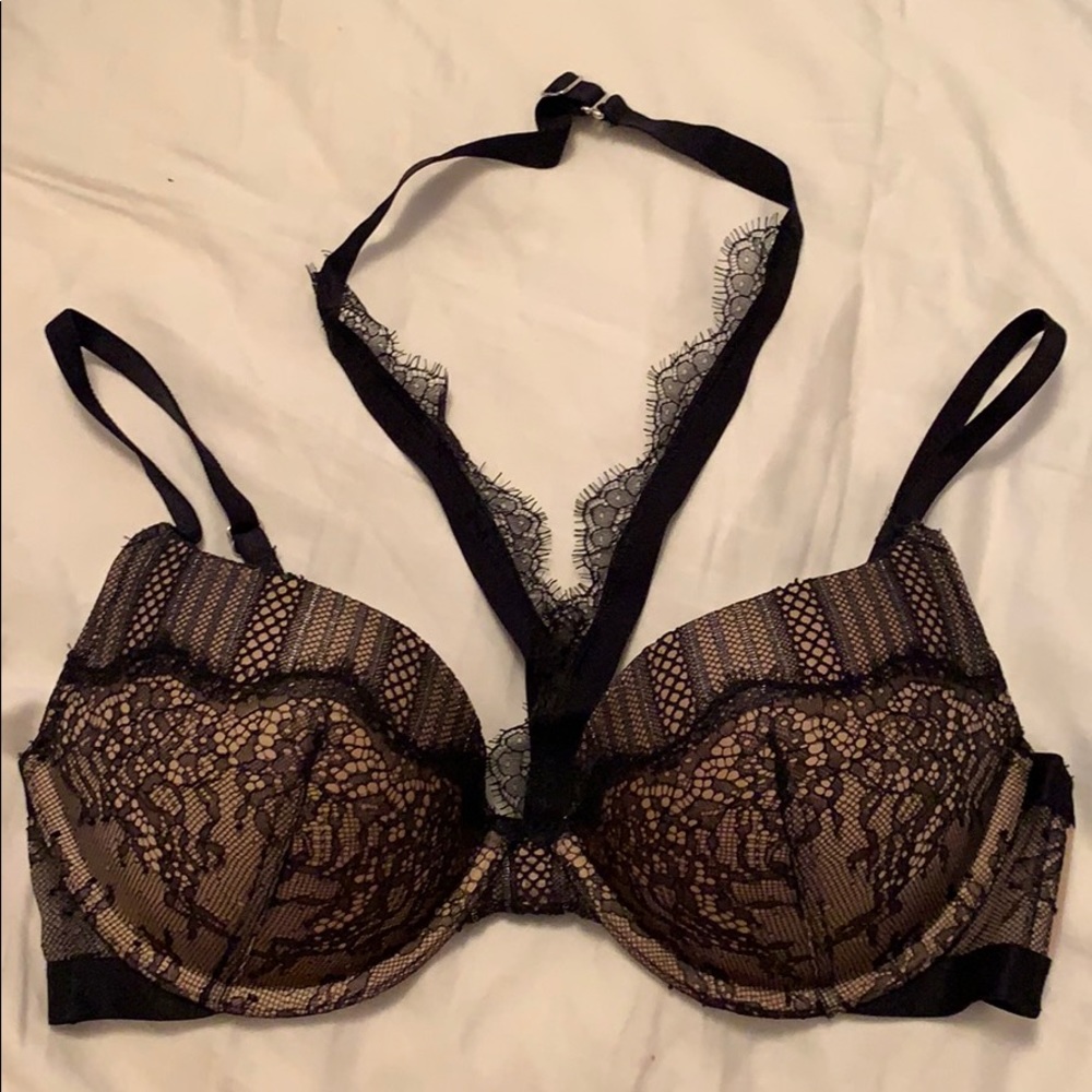 Victoria’s Secret Lace Push Up Bra 34 C